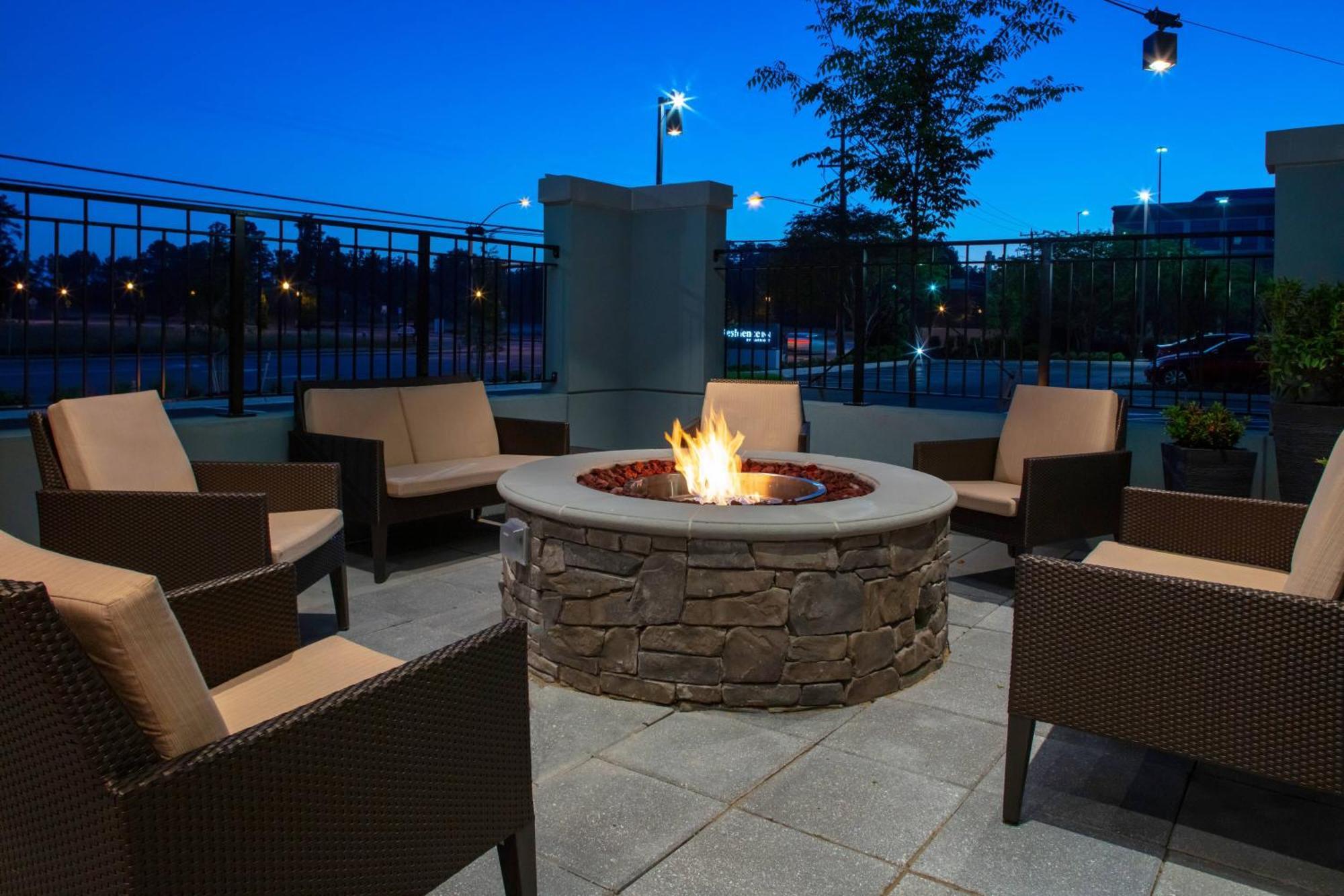 Residence Inn By Marriott Virginia Beach Town Center Eksteriør bilde